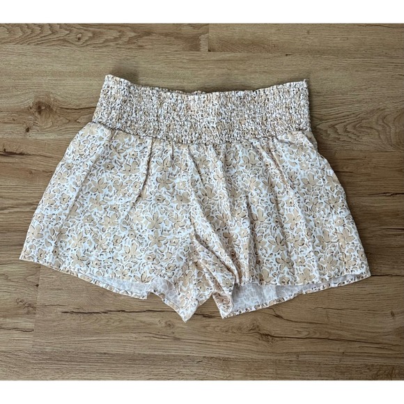 Vineyard Vines Pants - Vineyard Vines Women's Linen Smocked Waist Floral Shorts Tan White Size Large